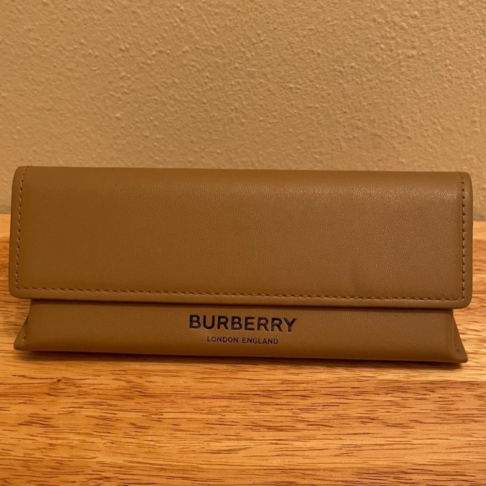 Burberry Tan Large Glasses Case with Cloth New
